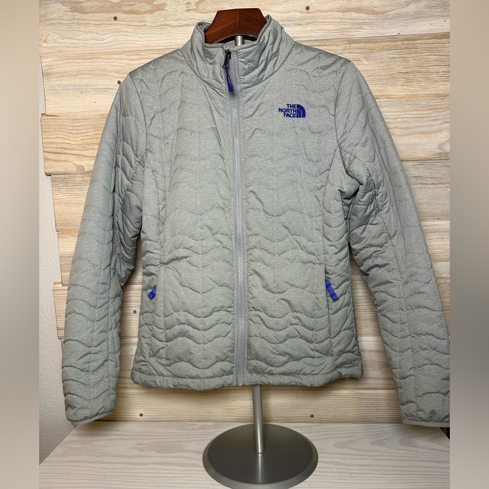 The North Face lightweight down jacket Size M
